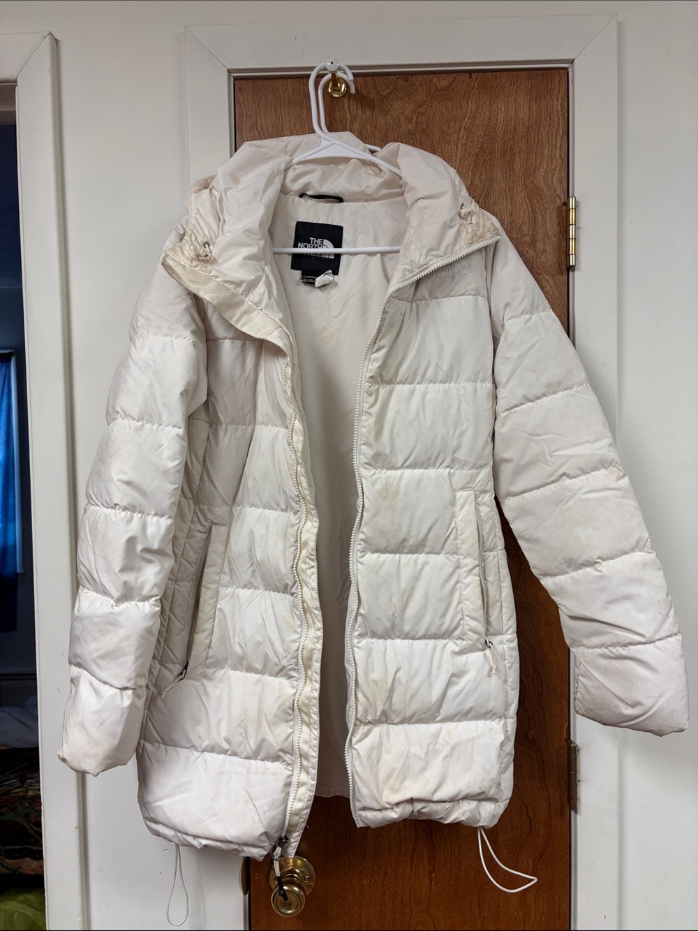 The North Face Women's Off-White Puffer Jacket with Hood